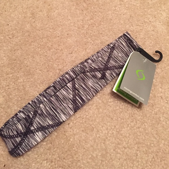 Moving Comfort Accessories - SOLD Host pick 🎉 Headband Moving Comfort