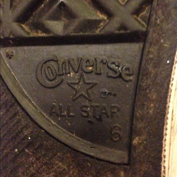 Converse - Picture 4 of 4