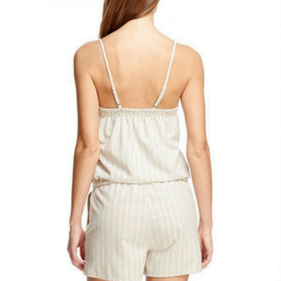 adorable romper size small - Picture 2 of 2