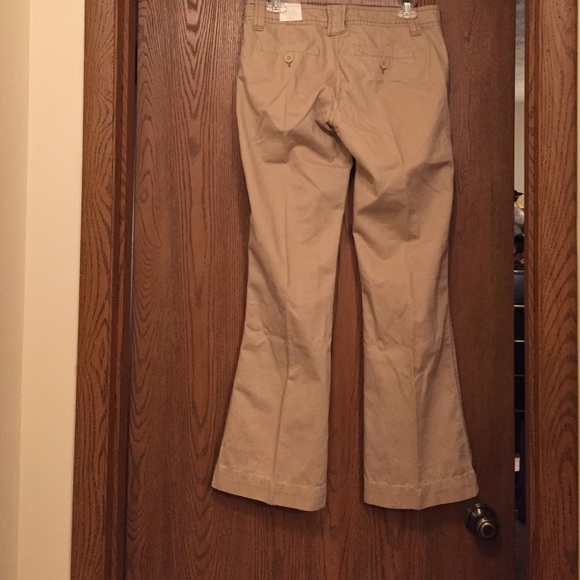 Aeropostale Khaki Skinny Flair Pants - Picture 3 of 3