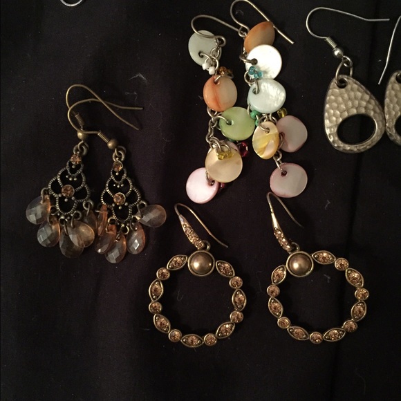 Earring bundle!!!!!!!!! - Picture 2 of 4