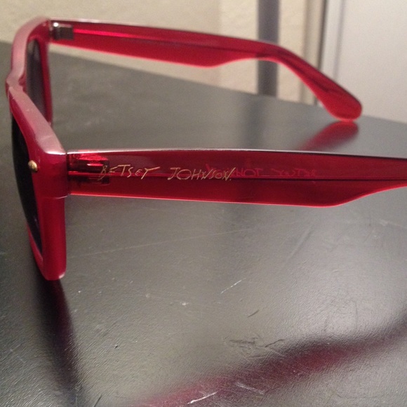 Betsy Johnson sunglasses