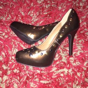 Never worn! Studded heels 🌻