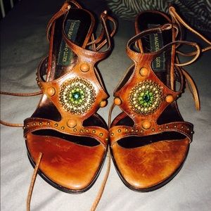 STEVE MADDEN Luxe Cognac Wrap-Around Sandals