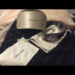 Unisex Giorgio Armani Sunglasses!! 😎