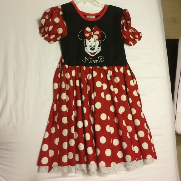 Minnie Mouse costume
