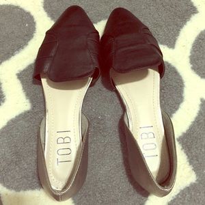 Tobi Flats
