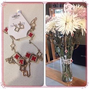 Red clove necklace and earring set