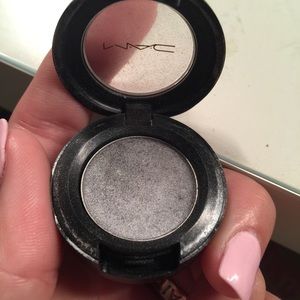 Mac eyeshadow