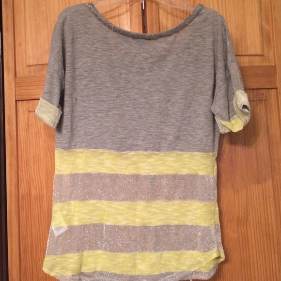 Miss Me Top - Picture 2 of 4