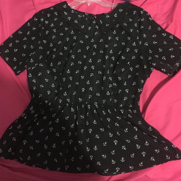 Forever 21 Peter Pan collar blouse
