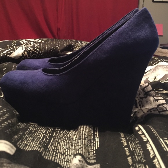 Wedges - Picture 3 of 4