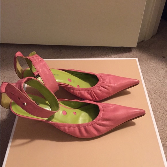 Pink Bronx Shoe - Picture 2 of 2