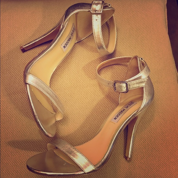 Steve Madden Metallic Silver Sandals