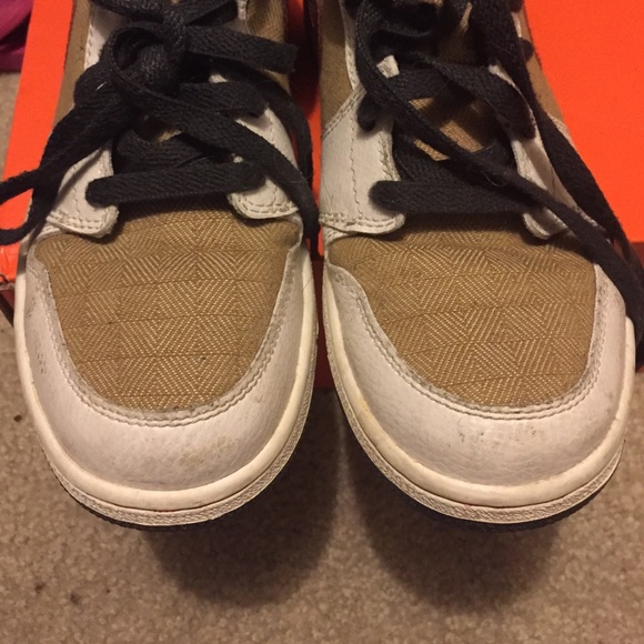 Nike air Jordan size 6. - Picture 3 of 3