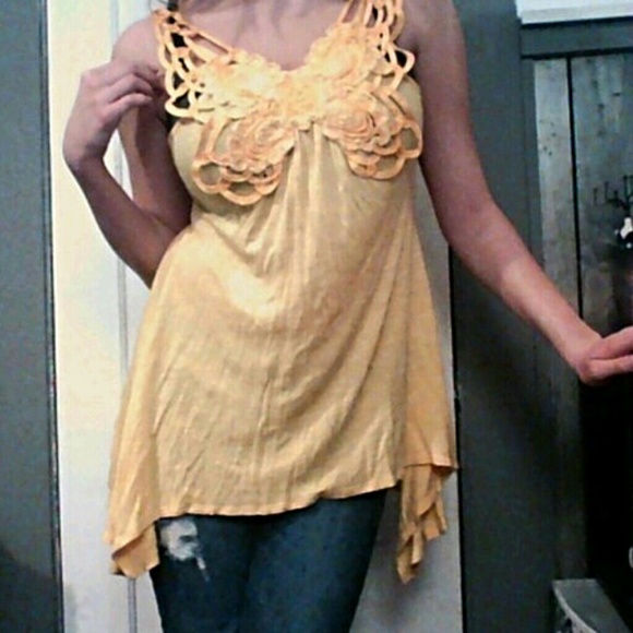 FREE - Picture 2 of 4