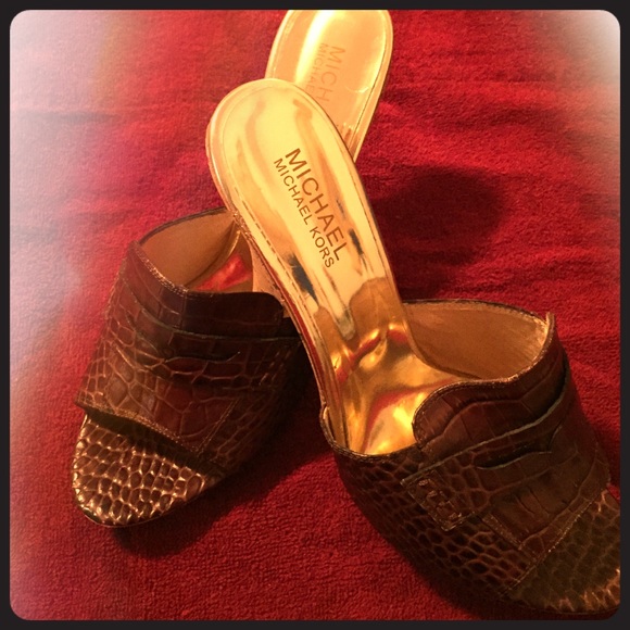 Michael Kor mule sandal. BNWOT