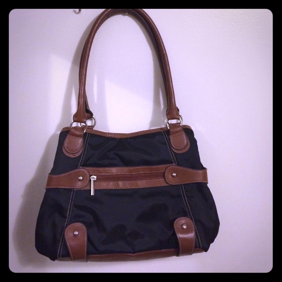 Handbags - Nice like Longcham Style purse!Lots of pockets!!