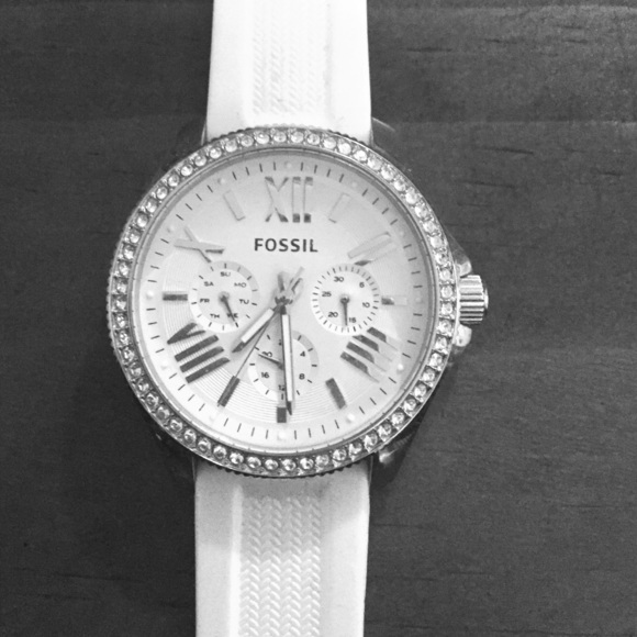 Brand new, never before worn, white Fossil watch