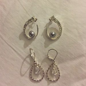 Bundle***! Two pairs of earrings