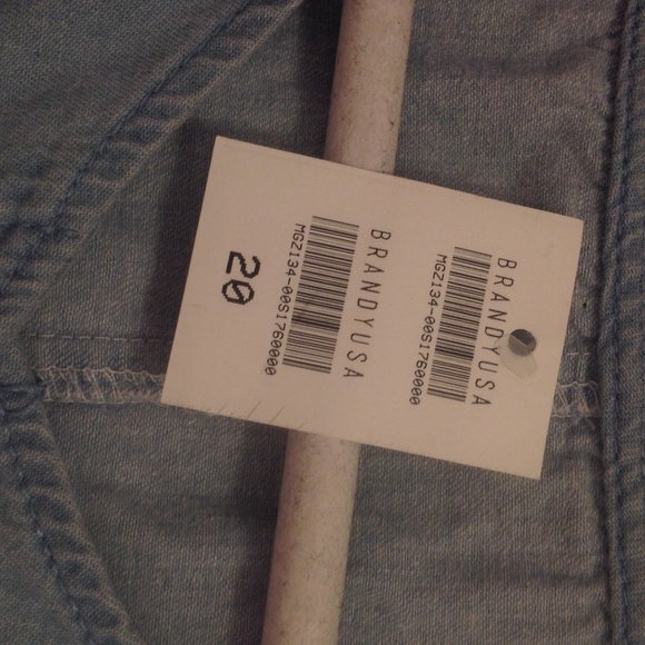 Cropped button up denim vest - Picture 3 of 3