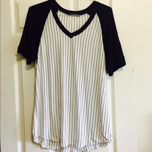 Brandy Melville stopes baseball-look dress