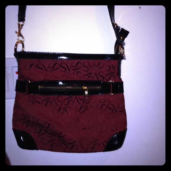 Burgundy cross bag