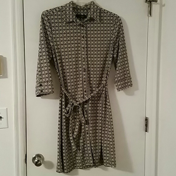 Express 3/4 sleeve length dress