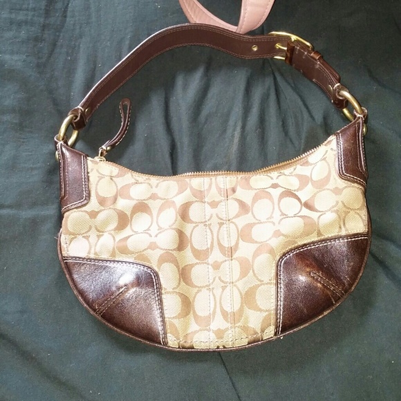 Purses - Picture 2 of 4