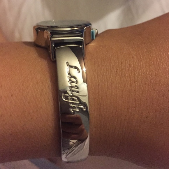 Live love laugh watch. - Picture 2 of 3