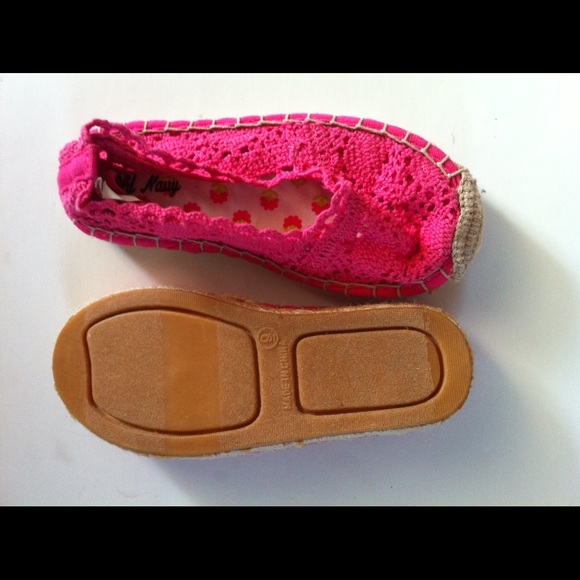 Toddler size 9 pink espadrilles