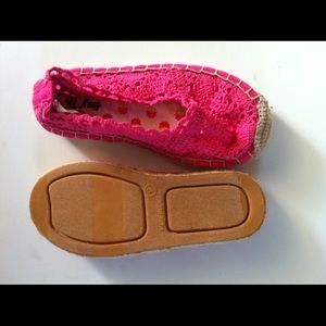 Toddler size 9 pink espadrilles