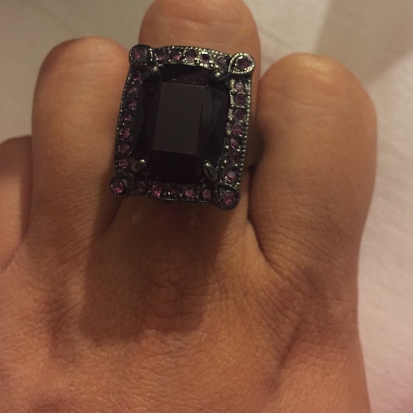 Black with purple ring - Picture 1 of 2