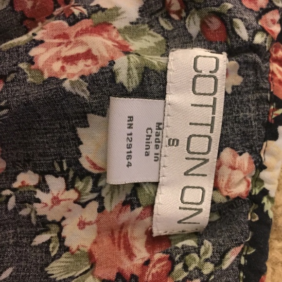 Cotton On Dress 🌼👗🌸 - Picture 3 of 3