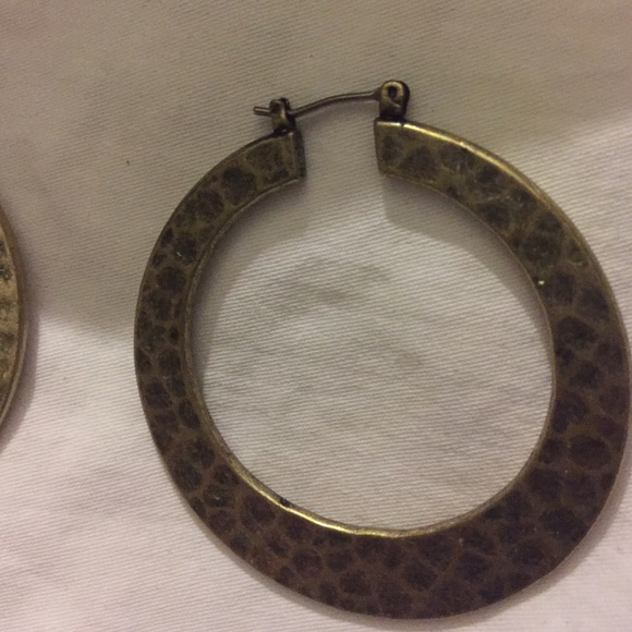 Bronze earrings - Picture 3 of 4