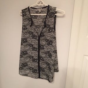 Black and white floral tank top