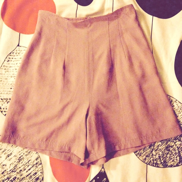 High waisted lined shorts