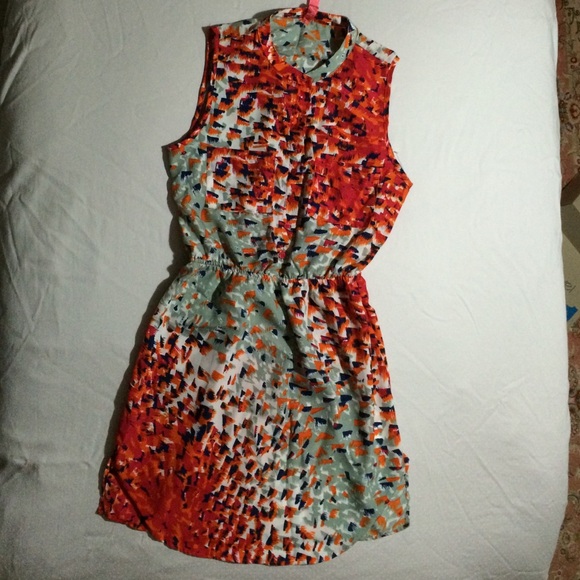Brand new sleeveless shirt dress by Eight Sixty- S