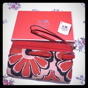 COACH poppy floral scarf double zip long wallet