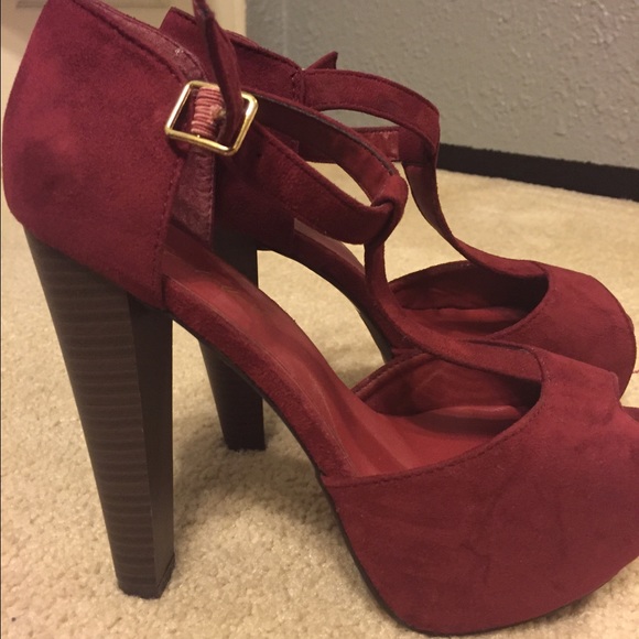 Burgandy Mary Jane peep toe heels