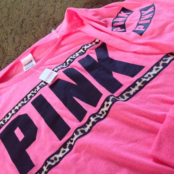 Vs pink cheetah longsleeve - Picture 2 of 2