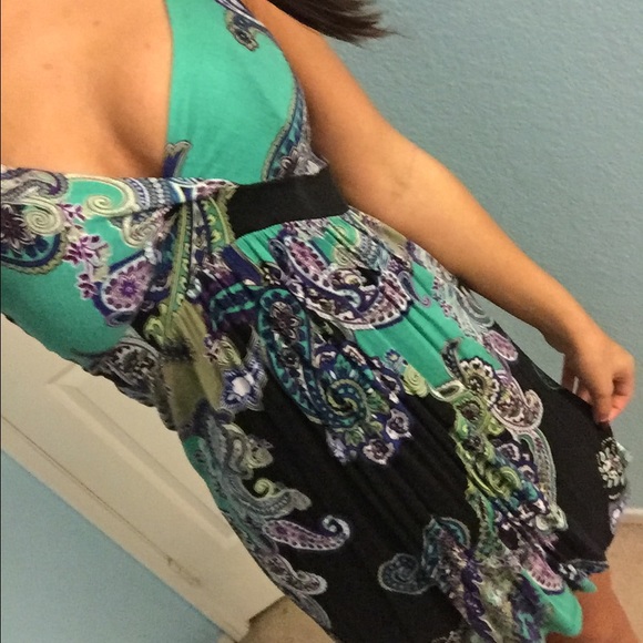 Dress - Picture 3 of 3