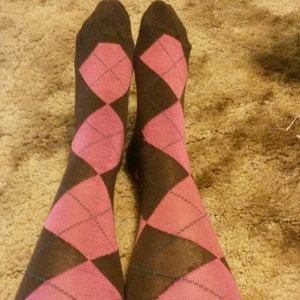 NWOT pink and brown argyle sweater tights