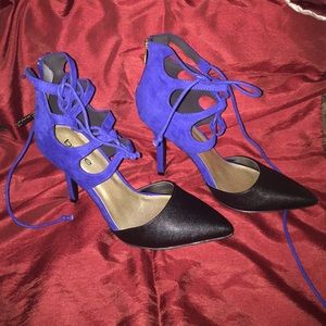 Bebe black-blue heels