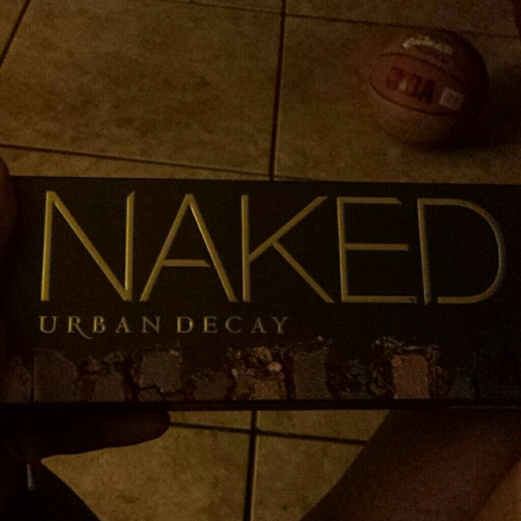 Naked palette