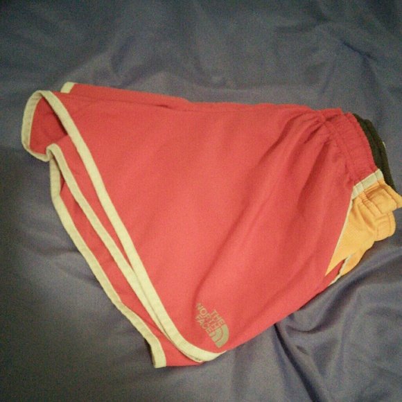 Running shorts - Picture 3 of 3