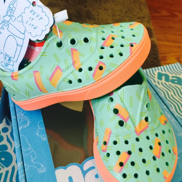 Kids girls new in box - Picture 2 of 2