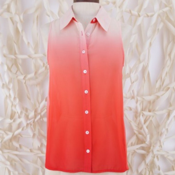 Altar'd State Tops - Altar’d State Pleated Ombre Blouse