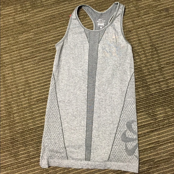 Nike running tank