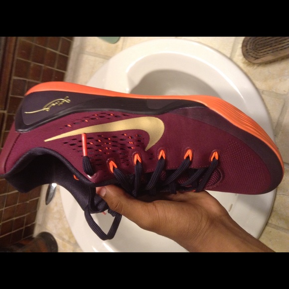 Nike Kobe 9 low em - Picture 2 of 3